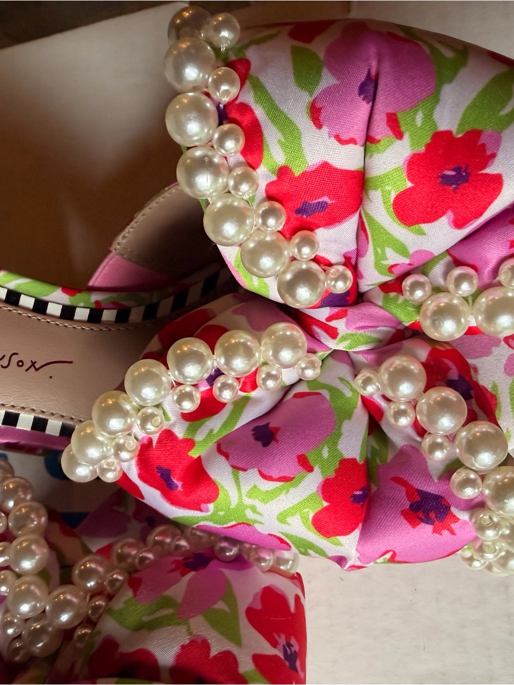 Betsey Johnson Pink Floral Pearl Bow Heels - Picture 5 of 5